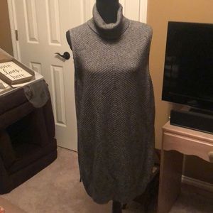 Apt 9 sleeveless tunic 1X